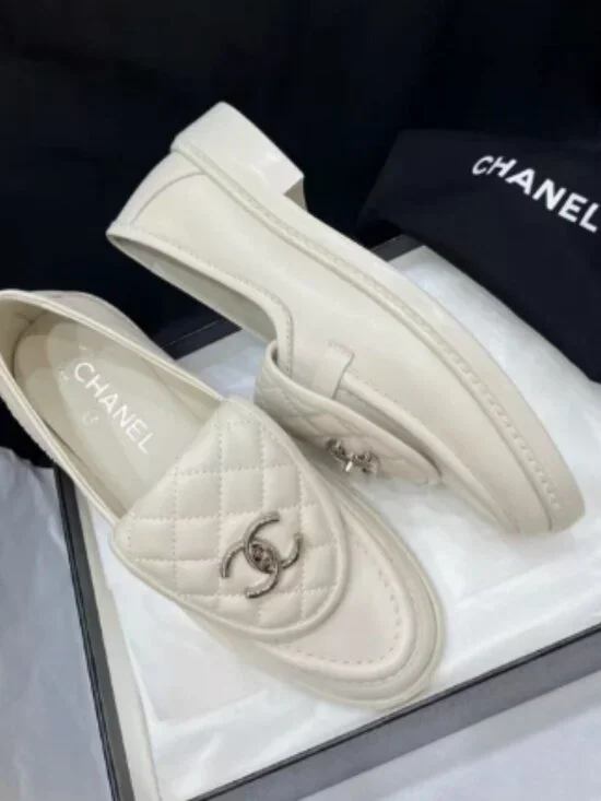 Chanel Platform Loafers | Off-White Quilted Leather, Size 37 (US 7) - Picture 2 of 9